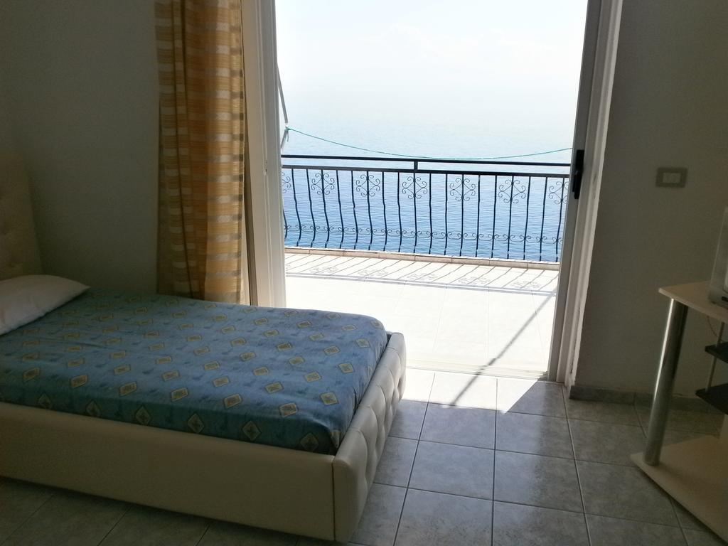 Odhisea Hotel Restaurant كيبارو المظهر الخارجي الصورة