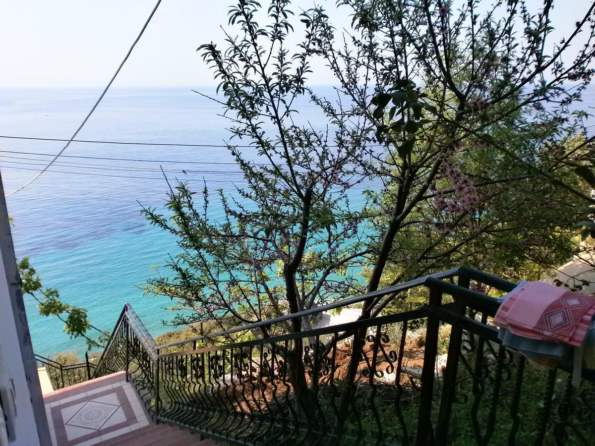 Odhisea Hotel Restaurant كيبارو المظهر الخارجي الصورة