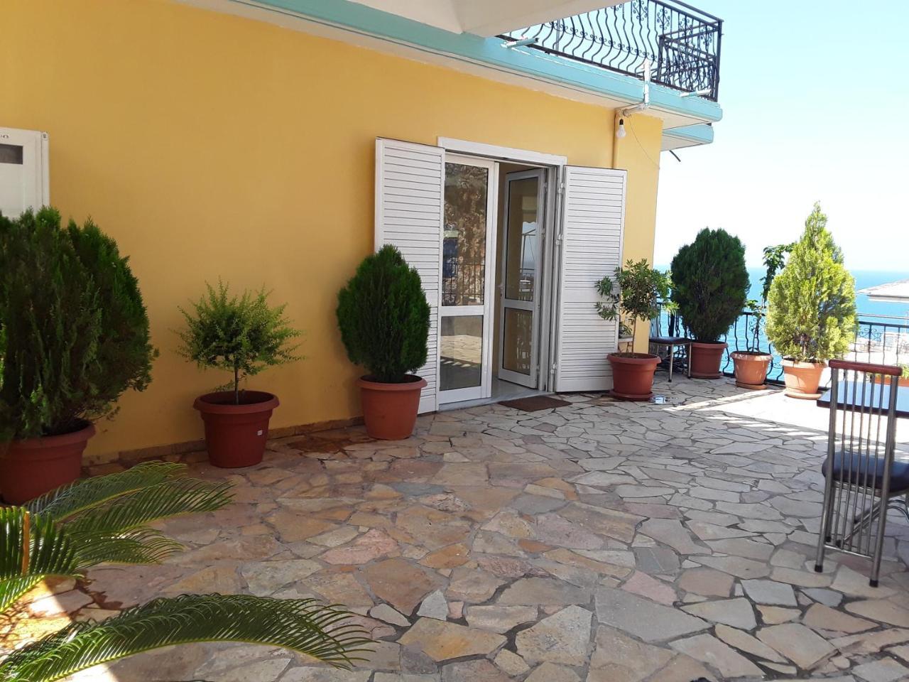 Odhisea Hotel Restaurant كيبارو المظهر الخارجي الصورة