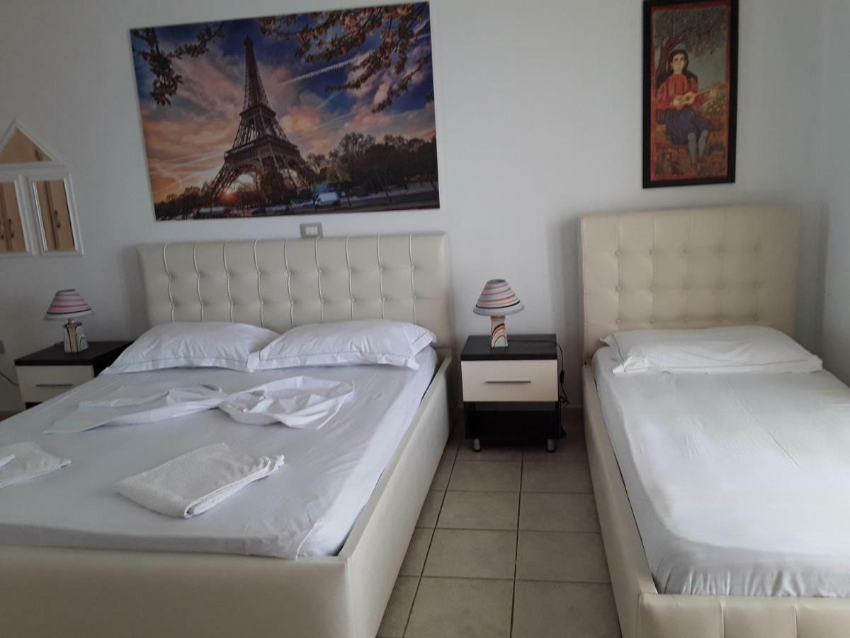 Odhisea Hotel Restaurant كيبارو المظهر الخارجي الصورة